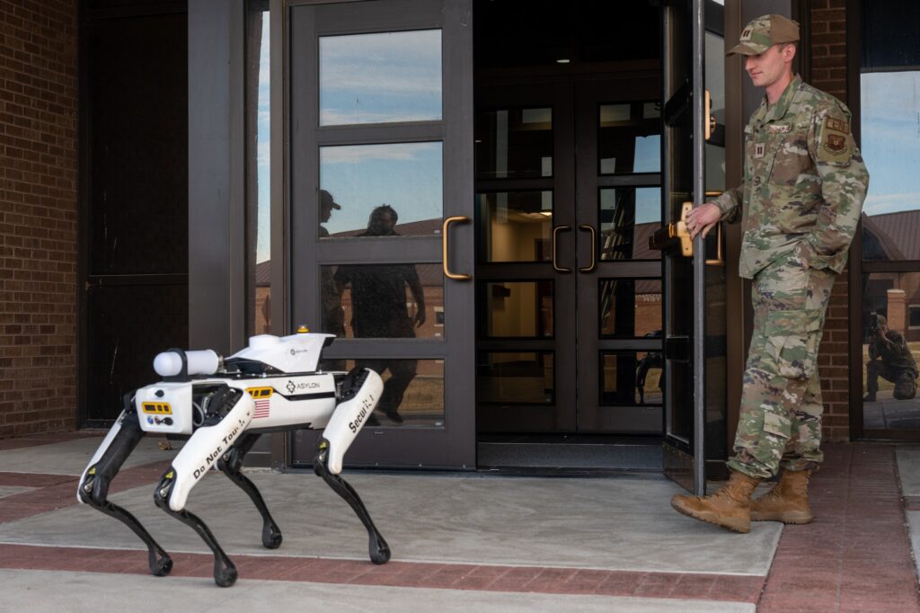 Asylon-Robot-Dog-with-Air-Force-STRATFI-3