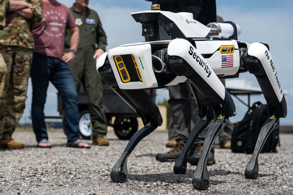 Robot Guard Dog Firm Asylon Raises $26M for Autonomous Security | SiliconANGLE